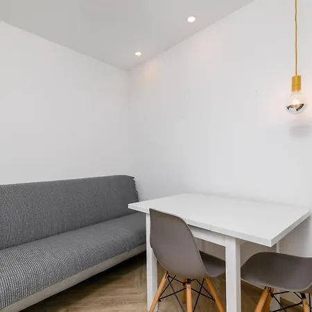 Апартаменти With Wifi - 21410