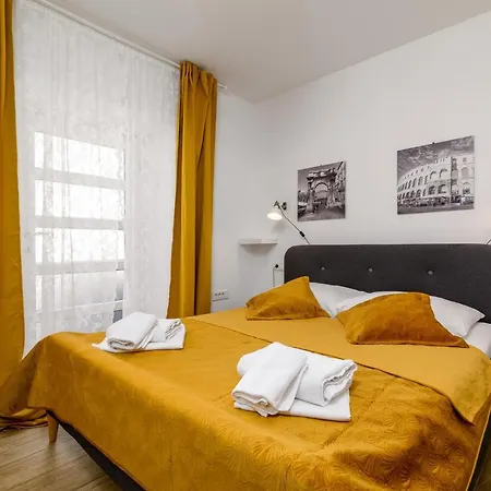 With Wifi - 21410 Apartment